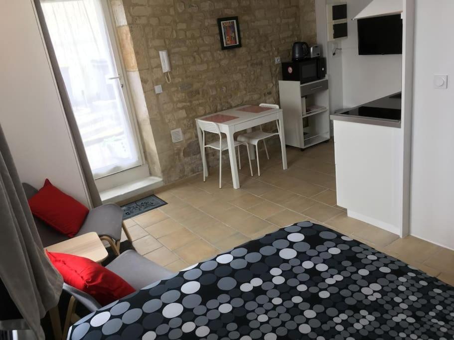 Studio Quartier Vaucelles Caen Exterior foto